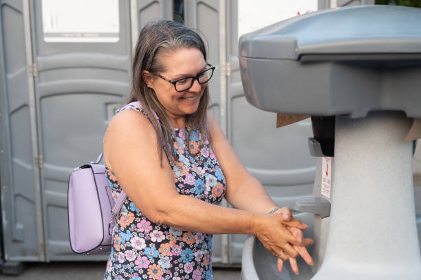 Best Porta potty rental near me  in New Mford, IL